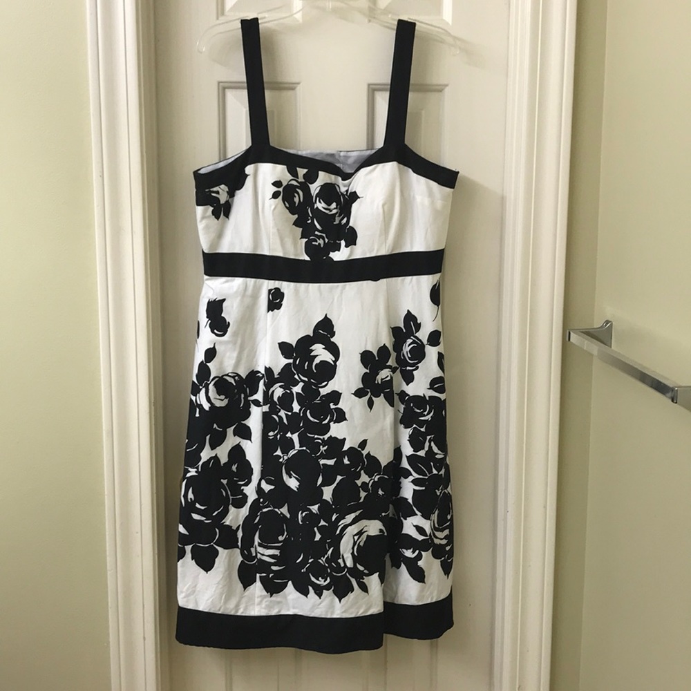 R&K Originals Black and White dress (size 16)